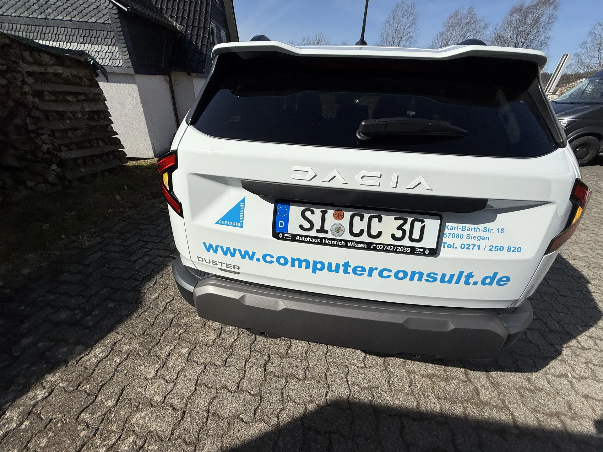 Fahrzeugbeschriftung für computerconsult GmbH & Co. KG, umgesetzt von Nerodesign – Ansicht 4