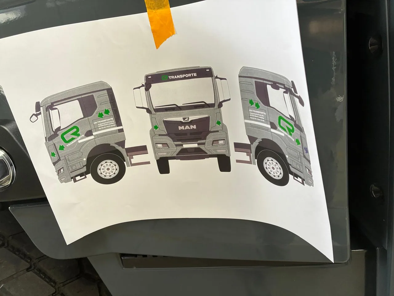Fahrzeugbeschriftung für CR-Transporte, umgesetzt von Nerodesign – Ansicht 6