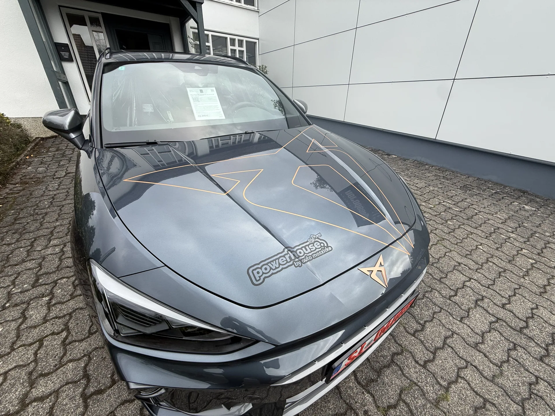 Fahrzeugbeschriftung für powerhouse by Auto Moszicke, umgesetzt von Nerodesign – Ansicht 2