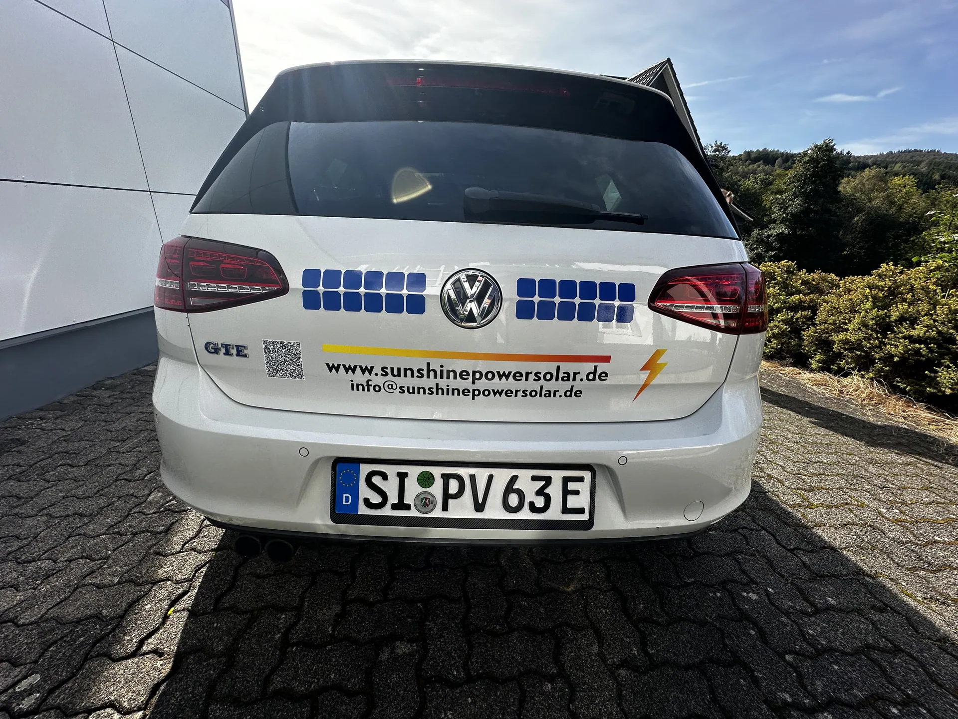 Fahrzeugbeschriftung für Sunshine Power Solar, umgesetzt von Nerodesign – Ansicht 6