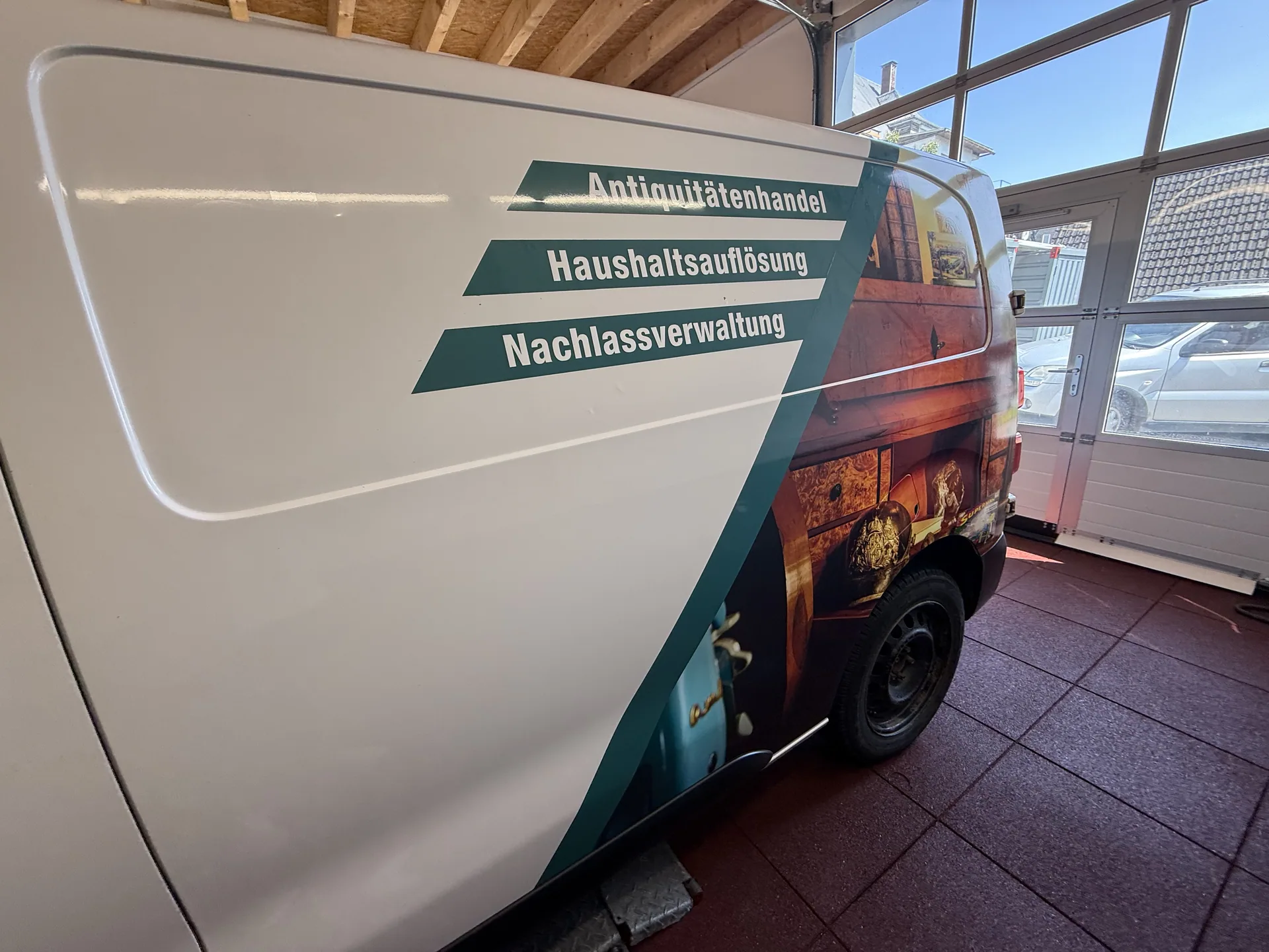 Fahrzeugbeschriftung für Swen Homrighausen, umgesetzt von Nerodesign – Ansicht 4