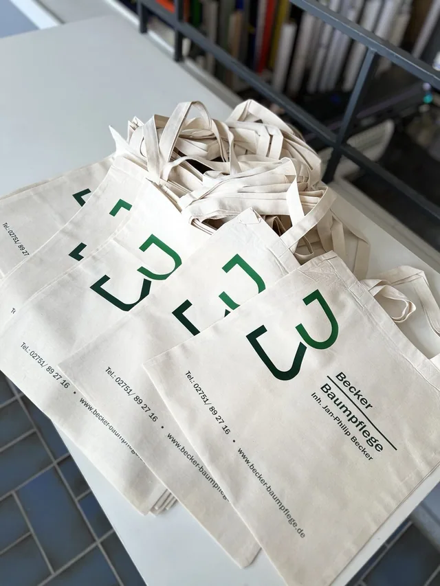 Textilveredelung für Becker Baumpflege, umgesetzt von Nerodesign – Ansicht 2