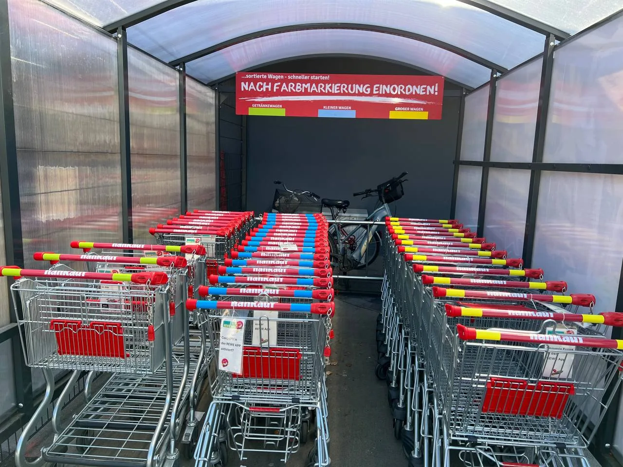 Werbeinstallation und Montage von Nerodesign – Glasdekor Beschriftung, Ansicht 10
