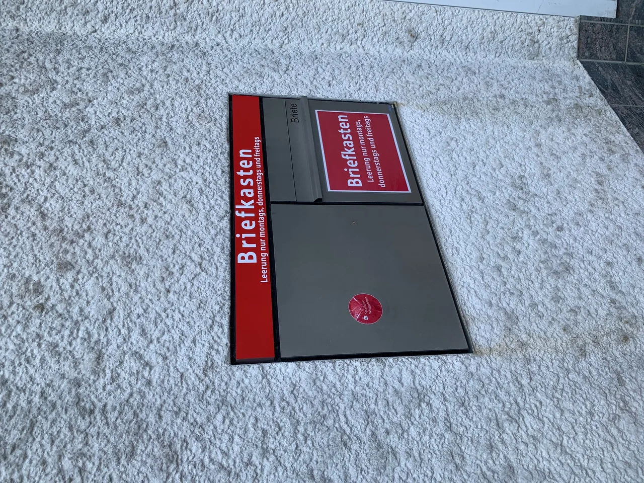 Werbeinstallation und Montage von Nerodesign – Rewe, Ansicht 3
