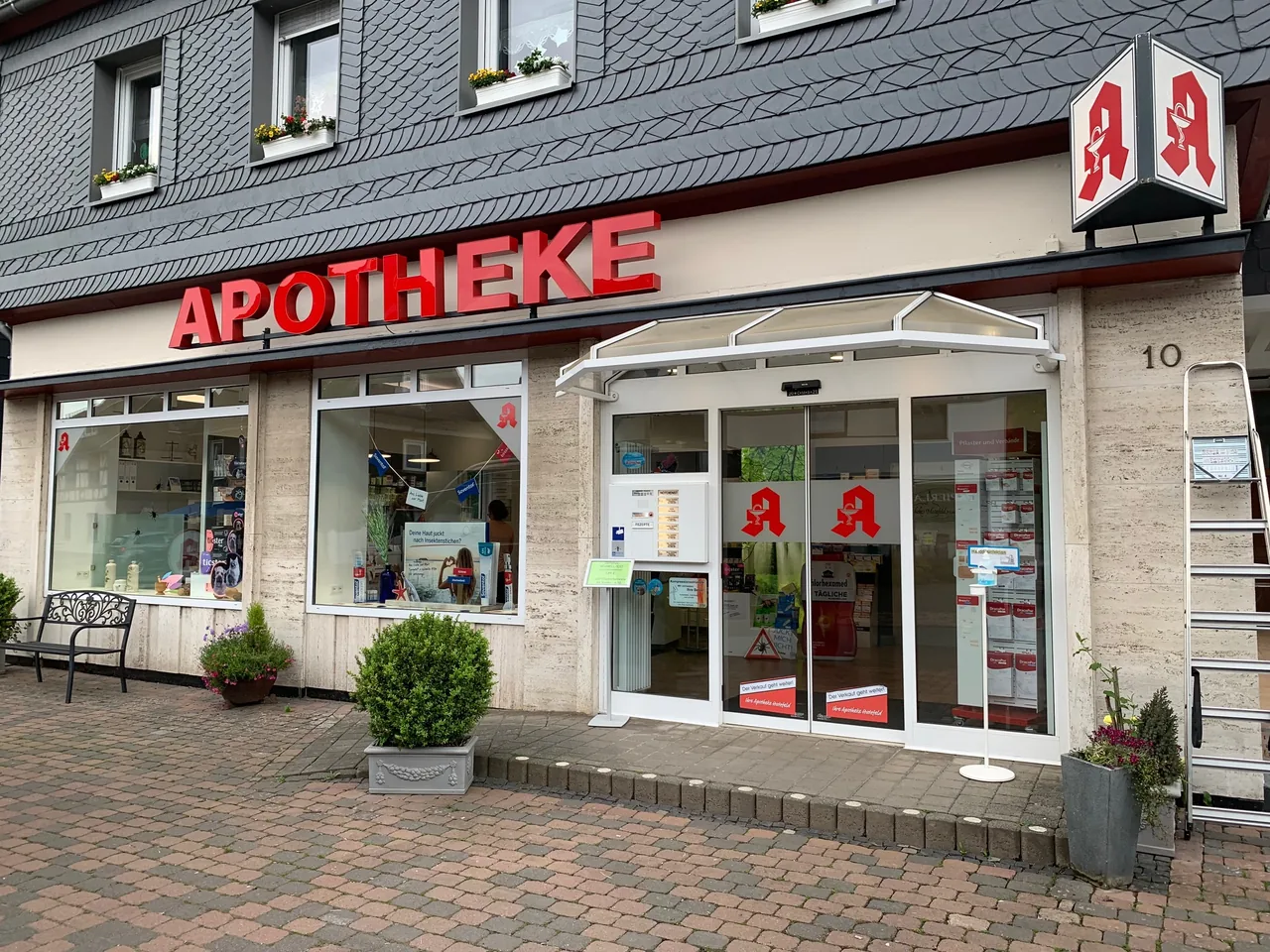 Werbeinstallation und Montage von Nerodesign – Sparkasse Wittgenstein, Ansicht 2